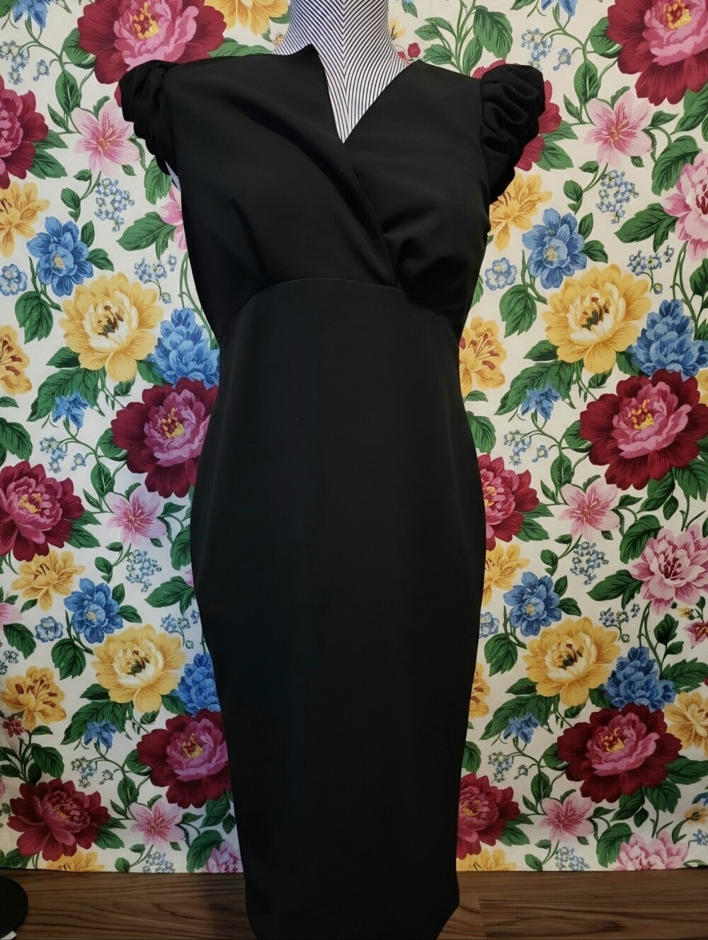 Calvin Klein Black Midi Sheath Dress with Ruched Cap Sleeves